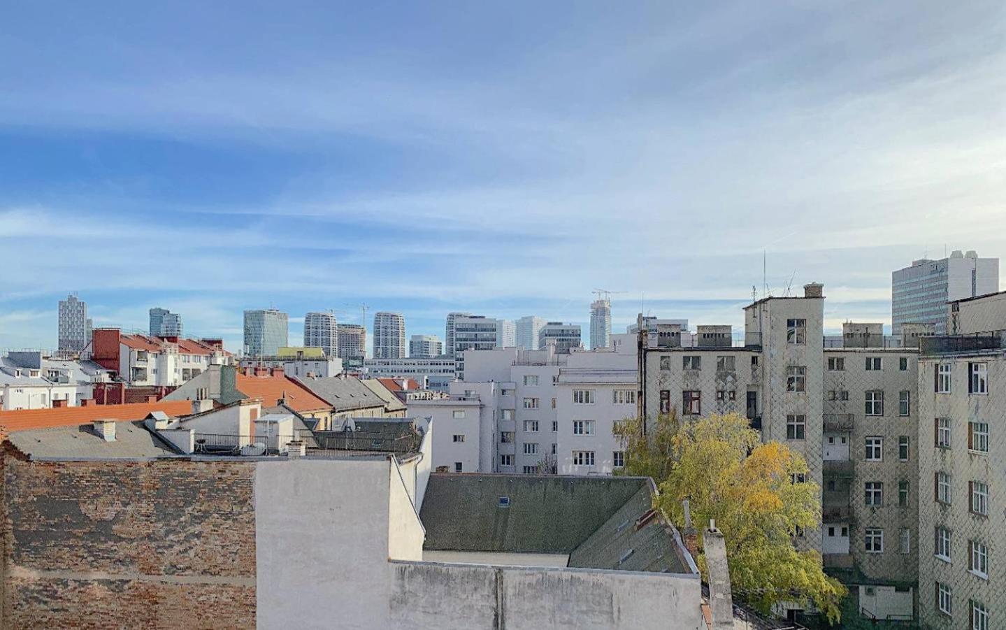 Touch Of History Apartment Братислава Экстерьер фото