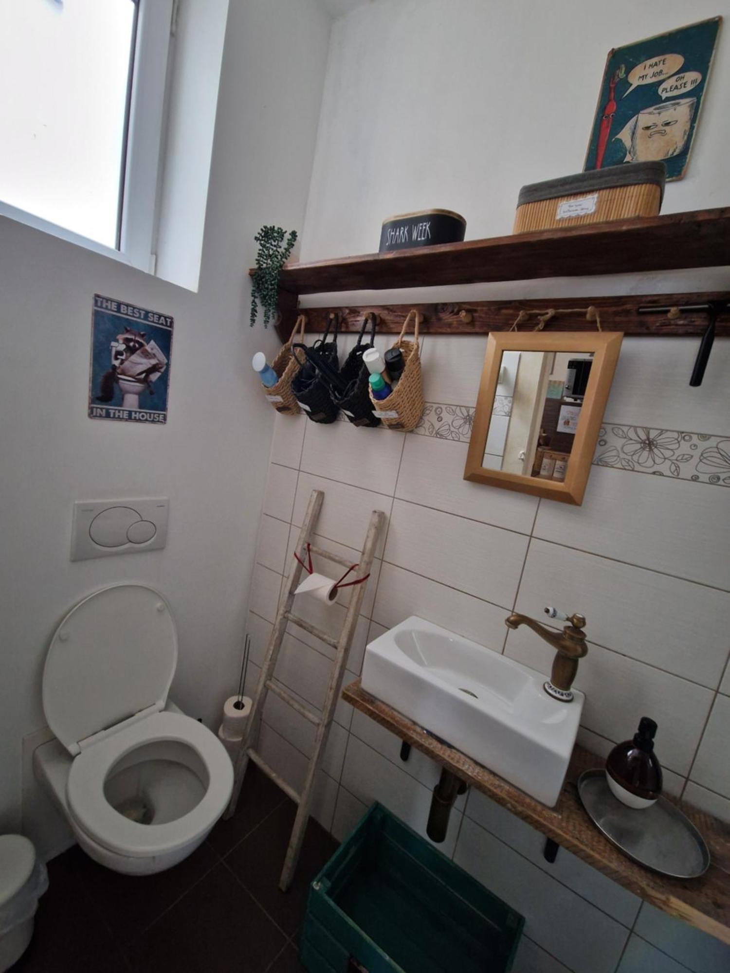 Touch Of History Apartment Братислава Экстерьер фото